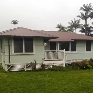  Holiday home Cozy 2 Bedroom Near Volcano Park United States