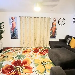  Apartment Airport Oasis: Spacious 3-bed Near Ewr & Nyc United States